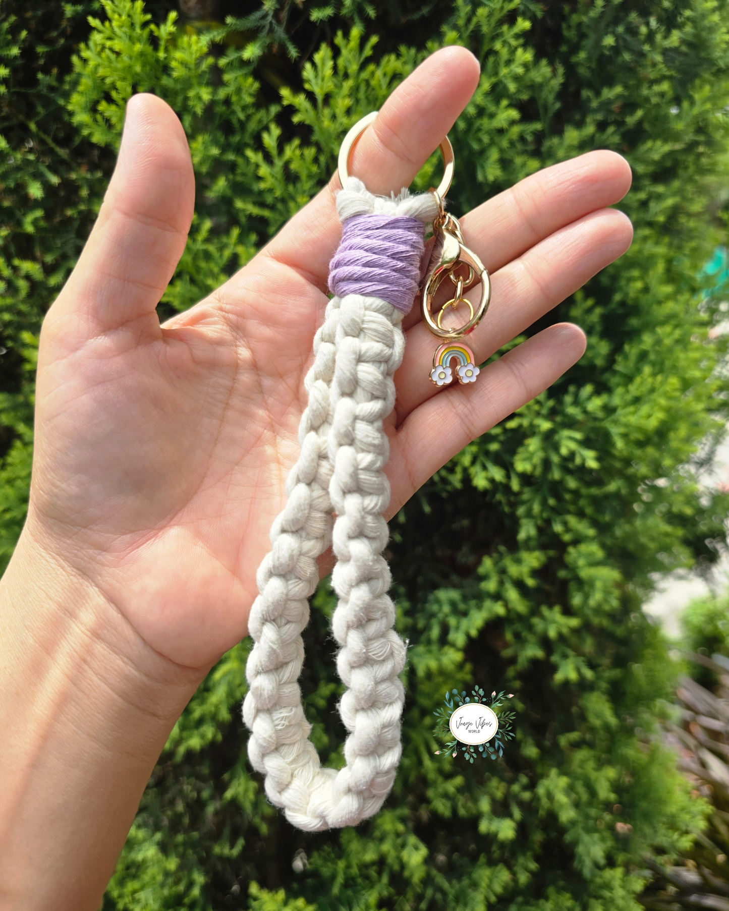 Off White with Lavendar Knot Macrame Wrislet