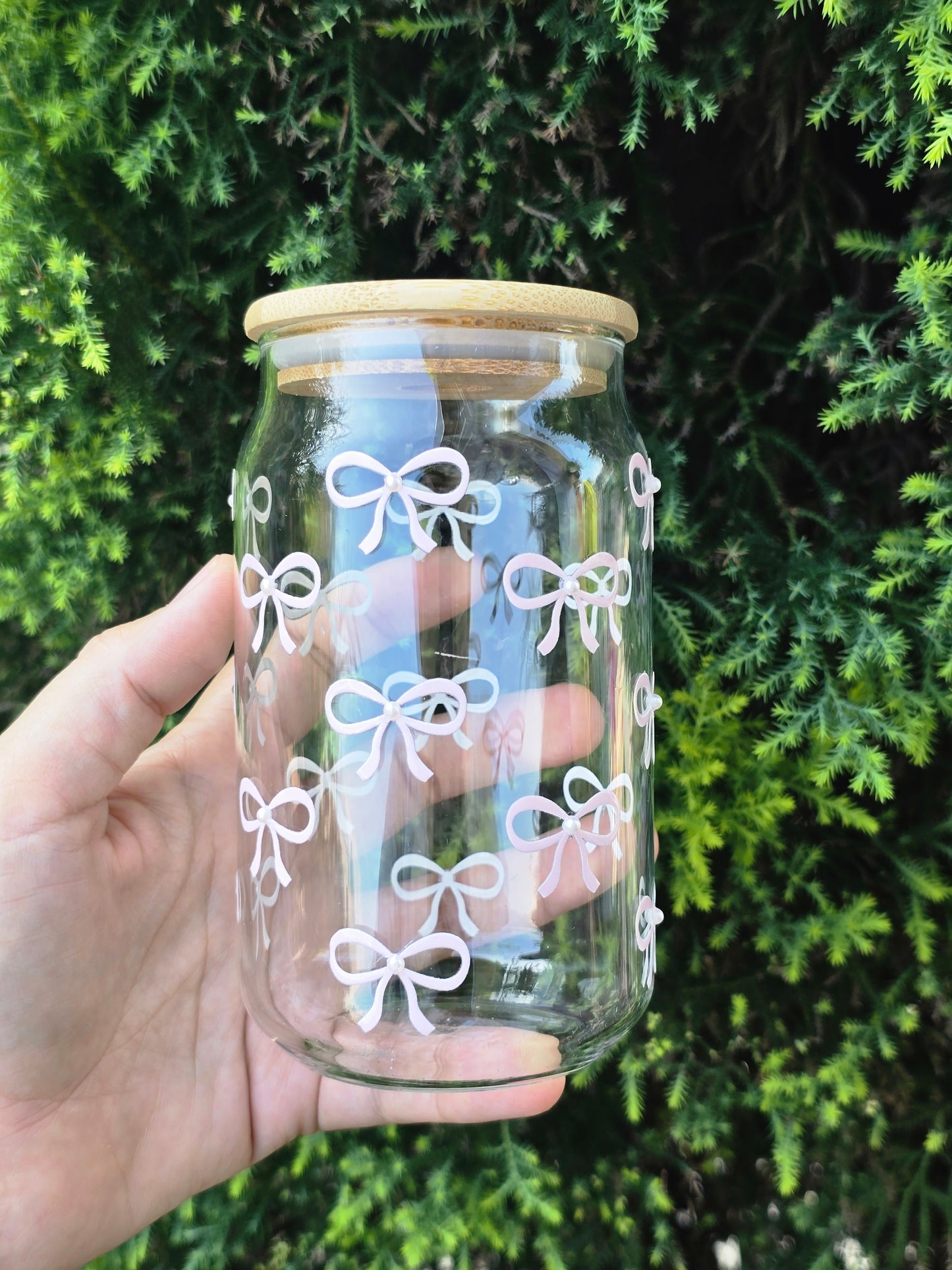 Pearl Bows Glass Can