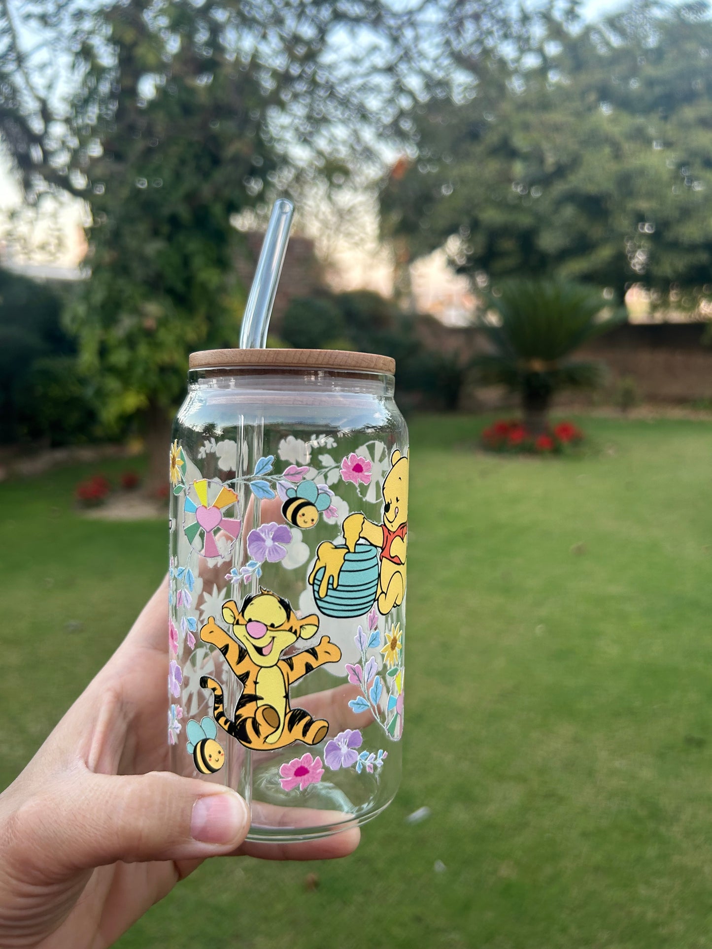 Winnie the Pooh floral Glass Can
